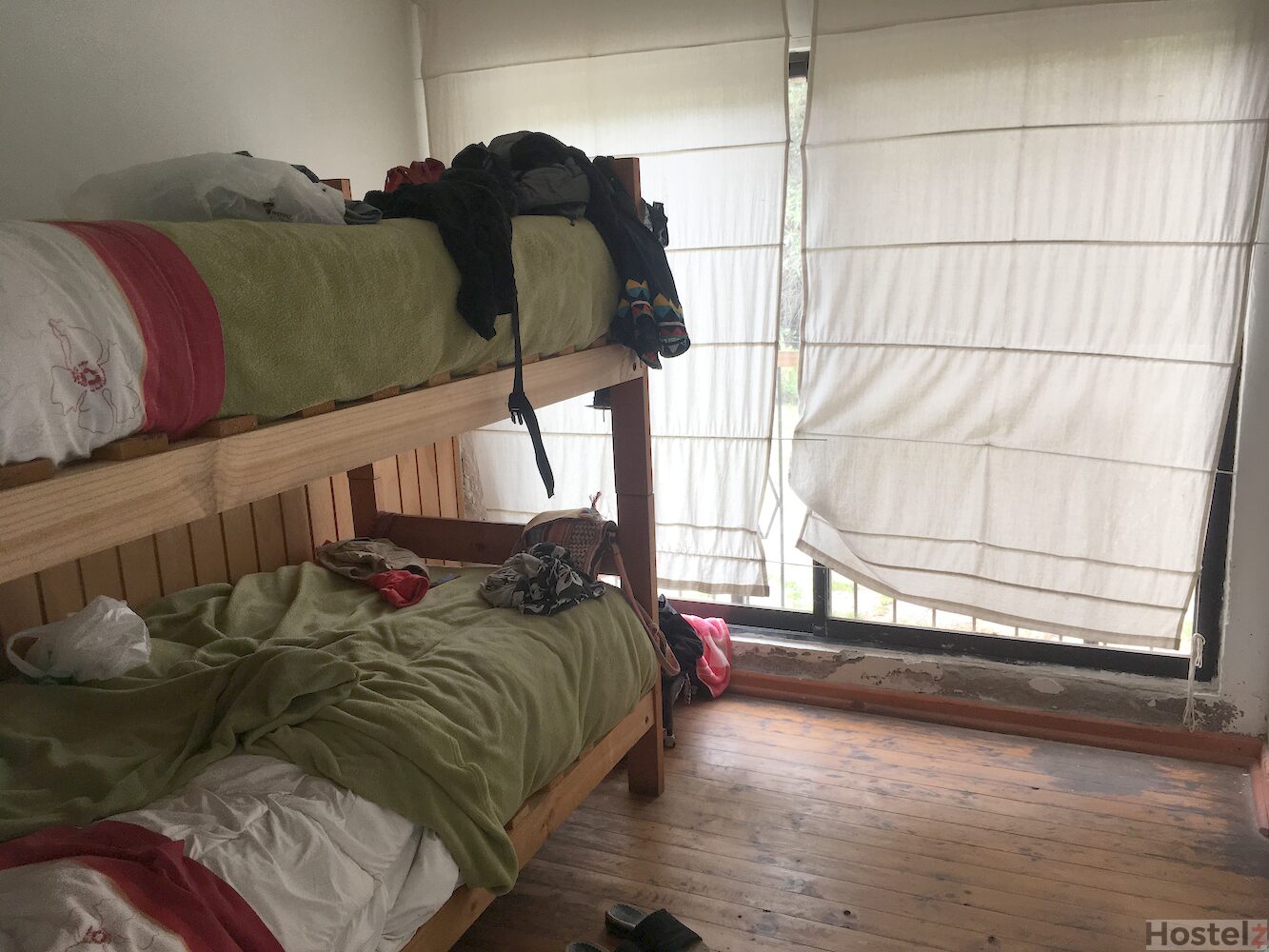 8-bed dorm