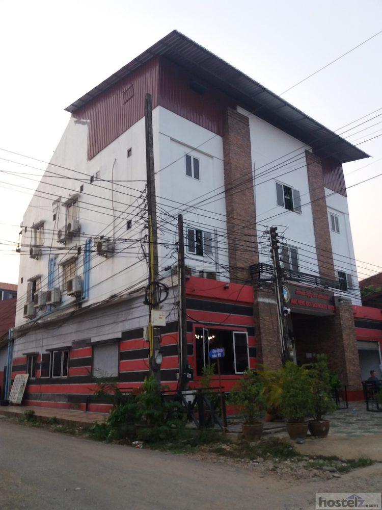 Vang Vieng Rock Backpackers Hostel, Vang Vieng Is it Worth it? NEW Reviews 2024
