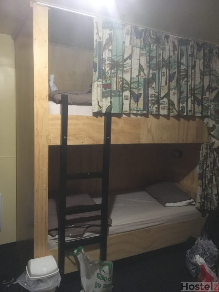 5 bed dorm bunks 