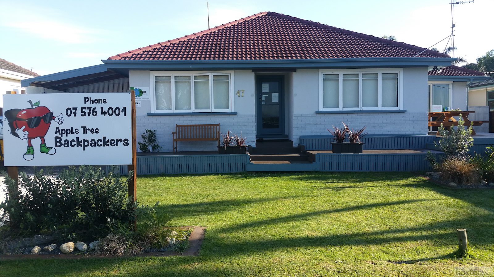 Apple Tree Backpackers, Tauranga 2023 Price & Reviews Compared