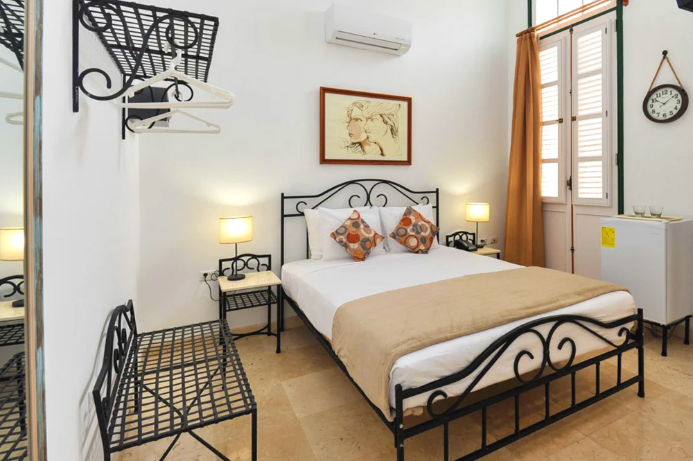 3 Hostels in Havana with Private Rooms