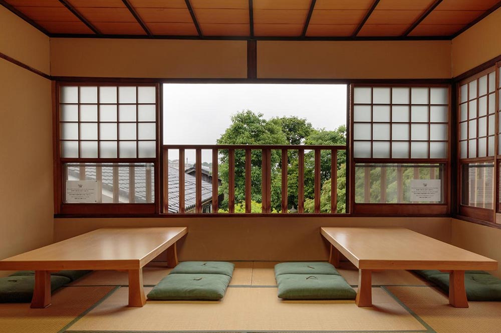 11 Best Hostels with Private Rooms in Kyoto