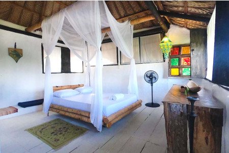 12 Hostels in Taganga with Private Rooms