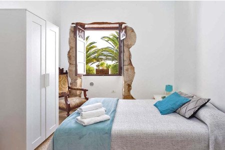 8 Hostels in Tenerife Island with Private Rooms