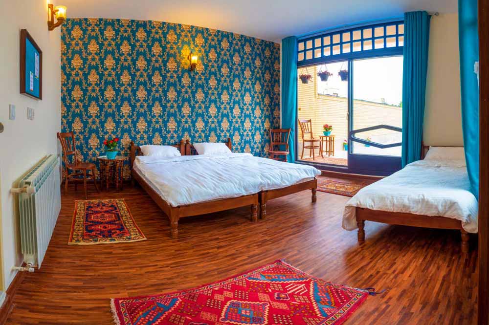 7 Hostels in Isfahan with Private Rooms