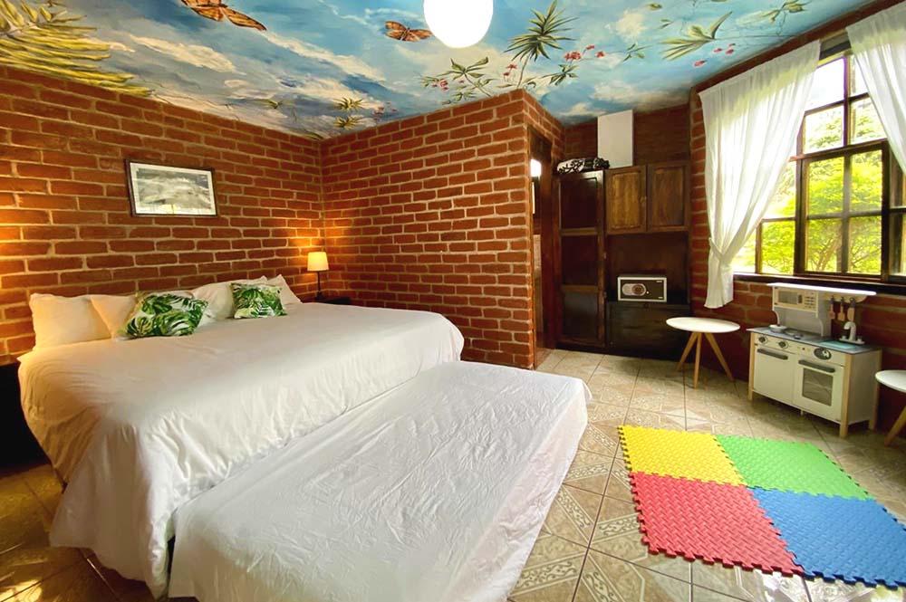 9 Cheapest Hostels in Baños