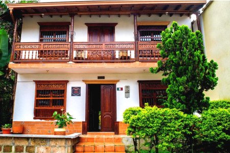 7 Hostels in Jardin with Private Rooms
