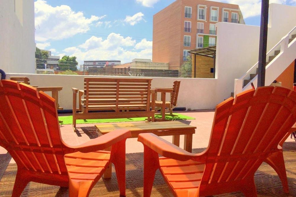 7 Hostels in Guatemala City with Private Rooms