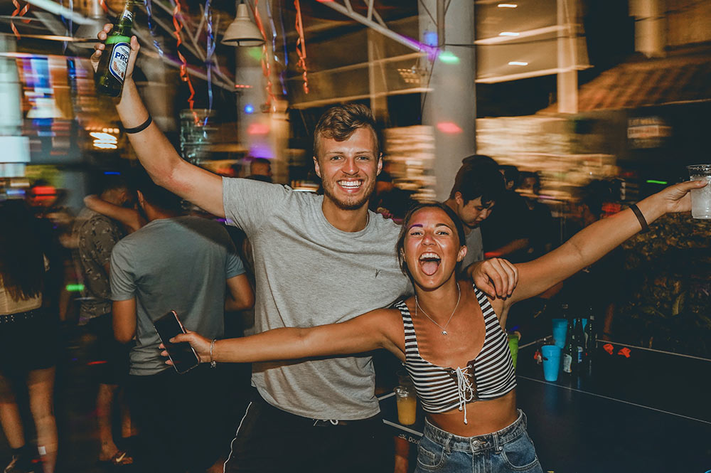 4 Party Hostels in Seminyak
