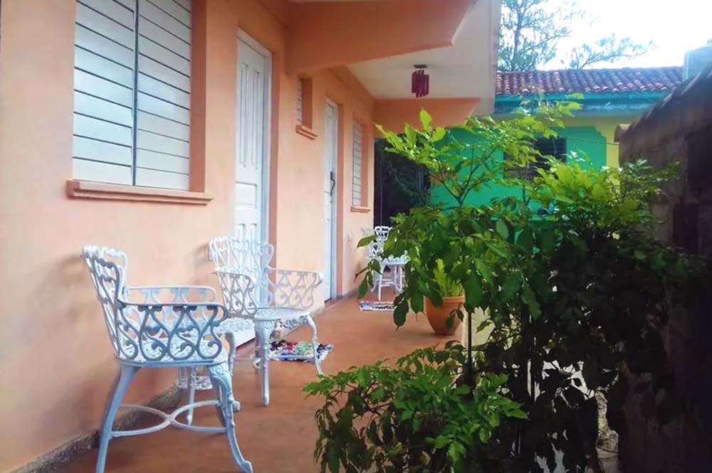 3 Cheapest Hostels in Viñales