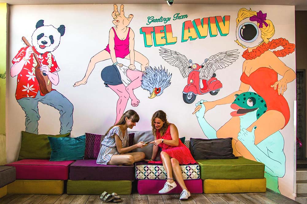 7 Party Hostels in Tel Aviv