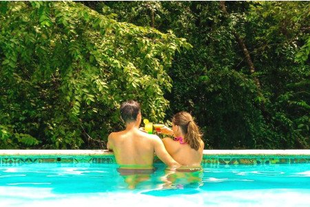 8 Cheapest Hostels in Quepos