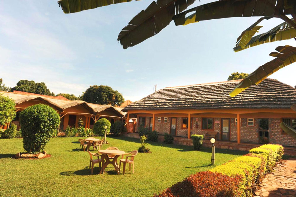 3 Hostels in Entebbe with Private Rooms