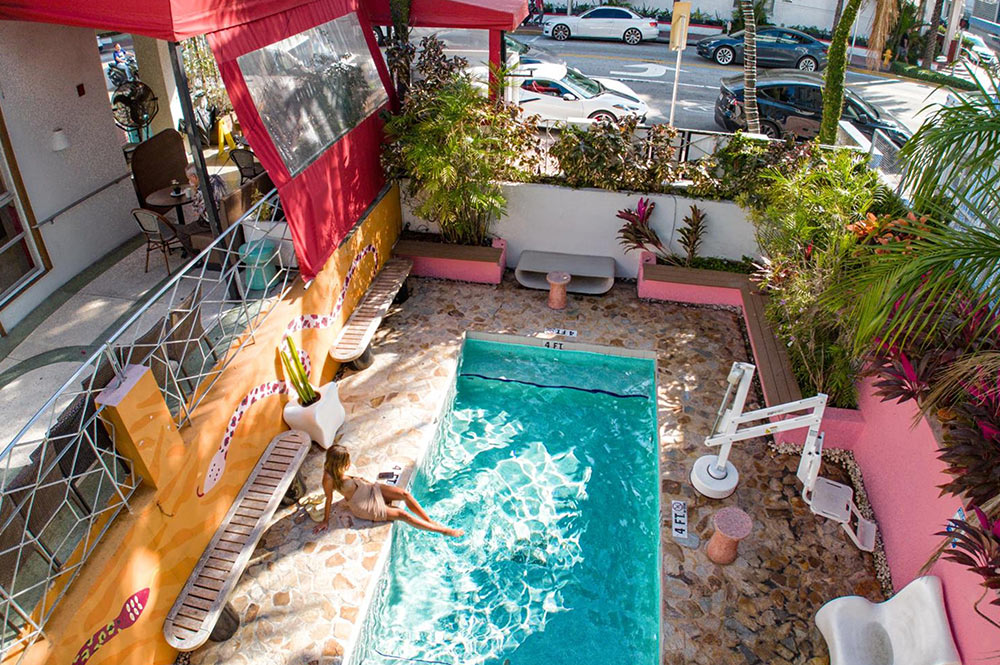 9 Youth Hostels in Miami Beach