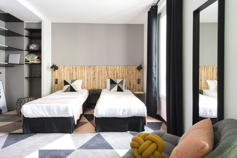 A Twin Room in Paris - Great for Friends, but not so much for Couples