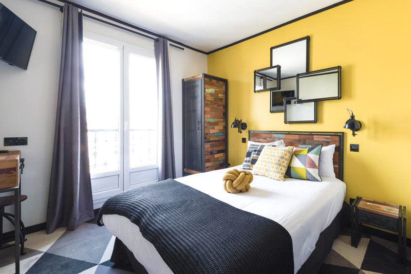 A Proper Double Bed in Hostels in Paris with Private Rooms