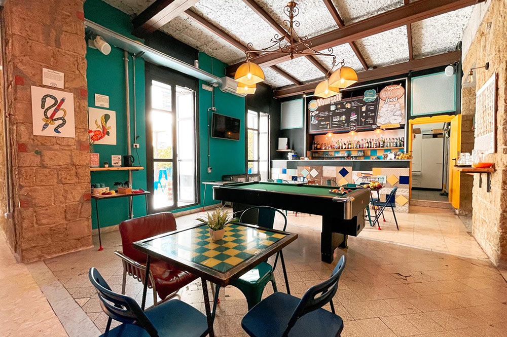 5 Best Hostels in Naples for Female Solo-Travelers