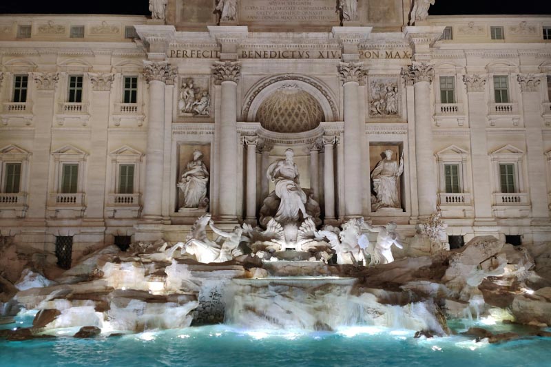 Fontana di Trevi at Night