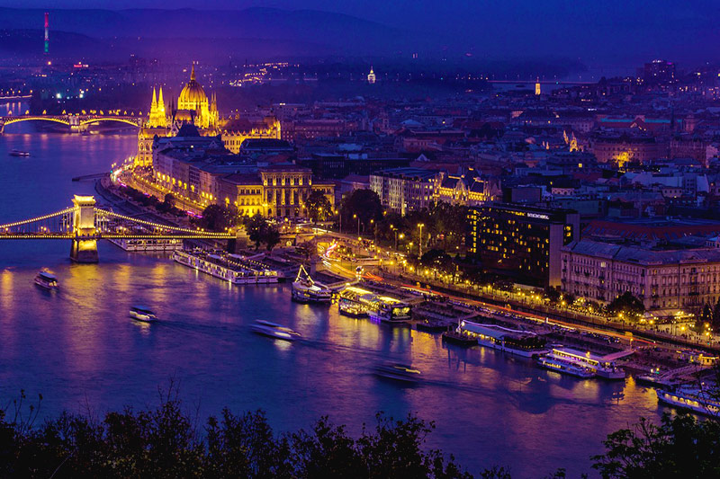Safest-Area-to-Stay-in-Budapest-as-a-Solo-Traveler.jpg