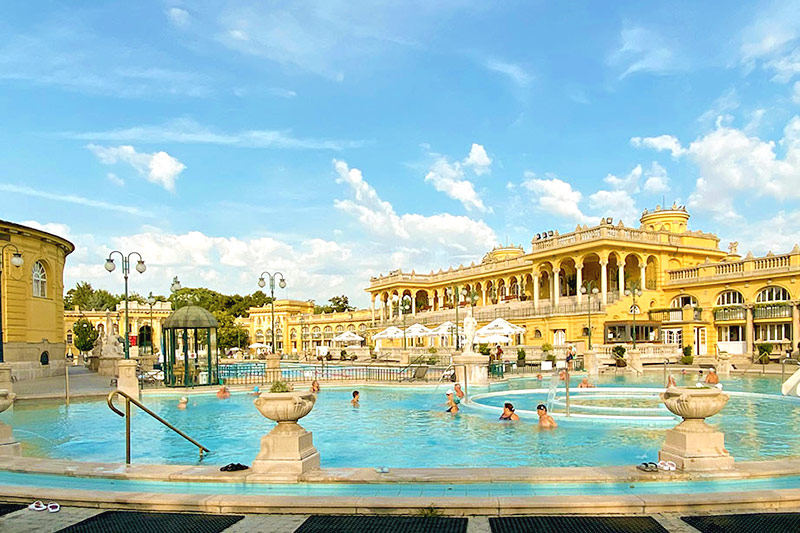 Typical-Daily-Expenses-in-Budapest.jpg