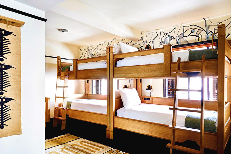 How-to-Book-a-Hostel-in-New-York-City-Without-Overpaying.jpg