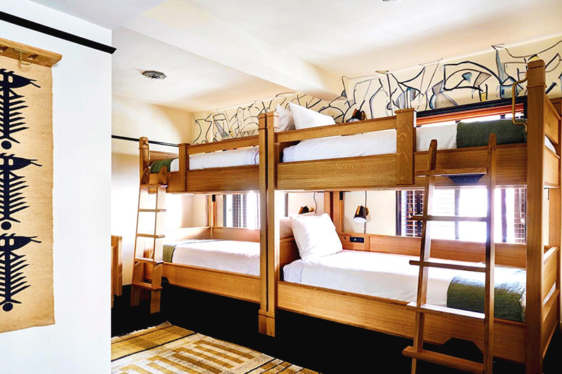 Zimmer – Etagenbetten mit Boutique-Flair.jpg