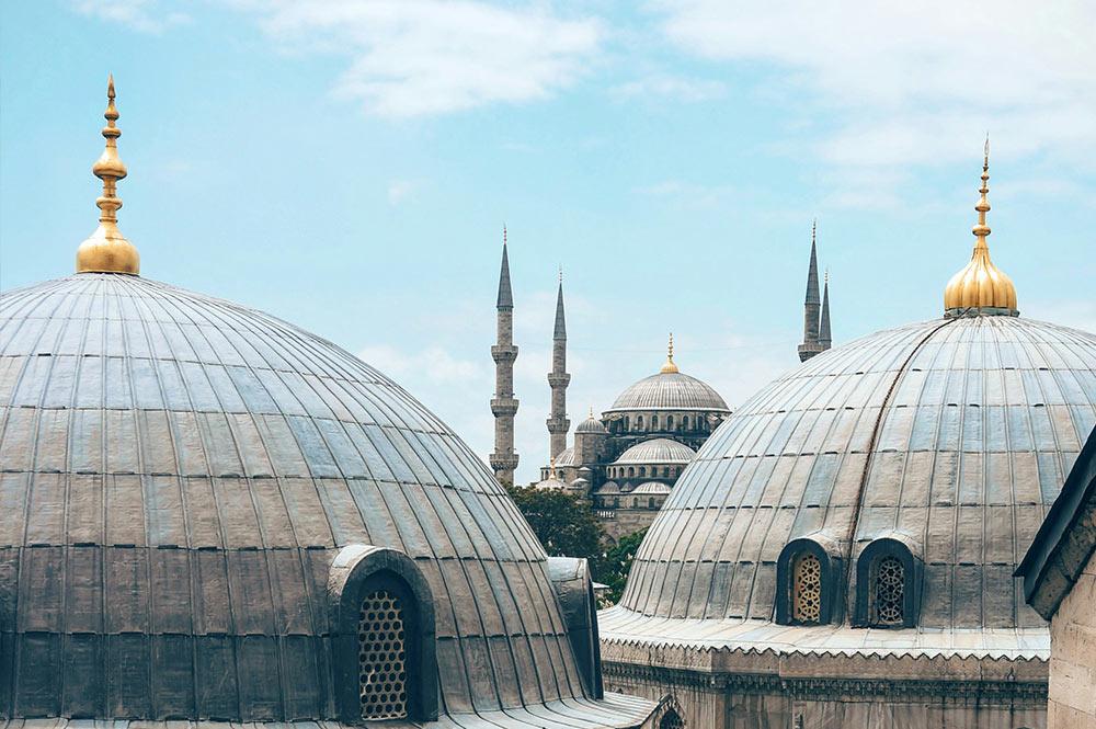 Backpacking Istanbul (The Definite Budget Guide) Backpacking Istanbul (The Definite Budget Guide)