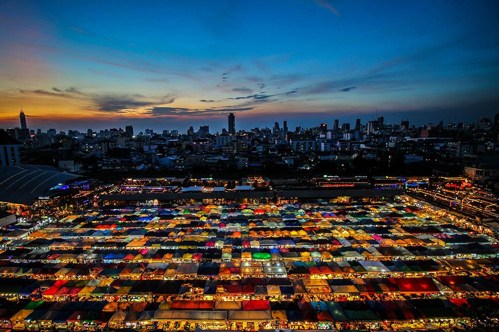 Where to Stay in Bangkok as a Solo Traveler (Hostel, Safety, Areas)