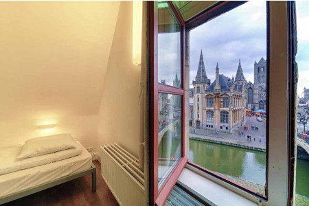 4 Hostels in Ghent with Private Rooms