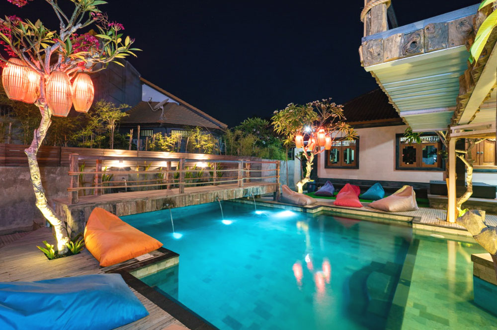 6 Hostels in Nusa Lembongan with Private Rooms