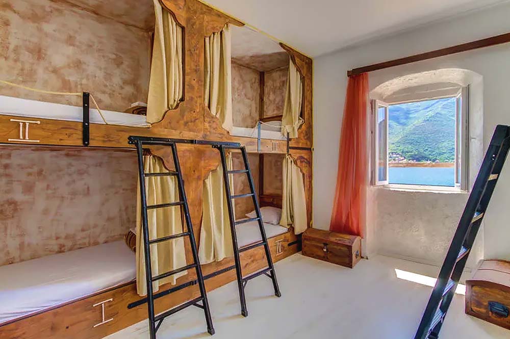 7 Best Hostels in Kotor