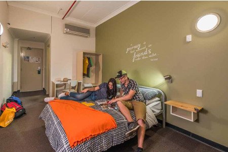 3 Hostels in Adelaide with Private Rooms