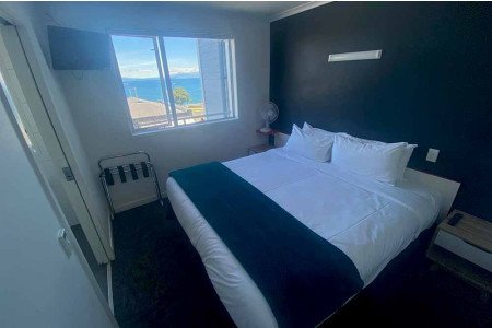 3 Hostels in Taupo with Private Rooms