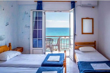 4 Best Hostels in Corfu