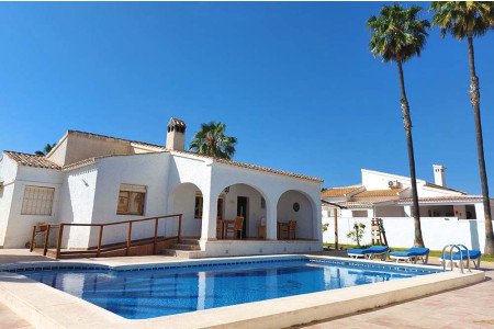 5 Best Hostels in Alicante