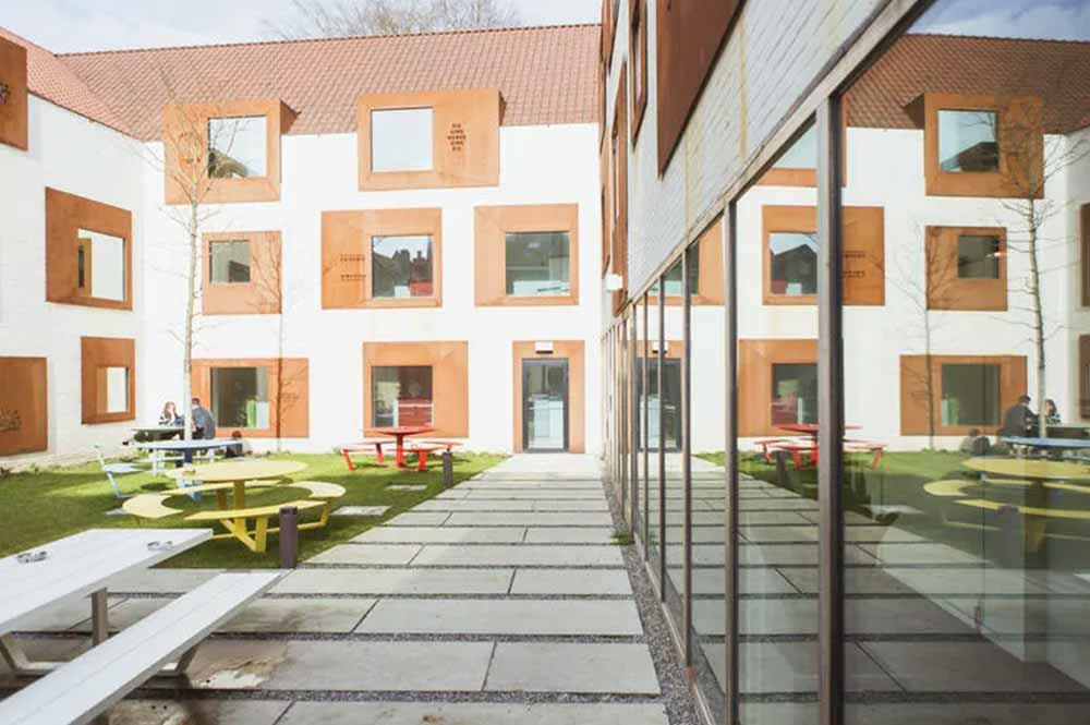 5 Cheapest Hostels in Bruges