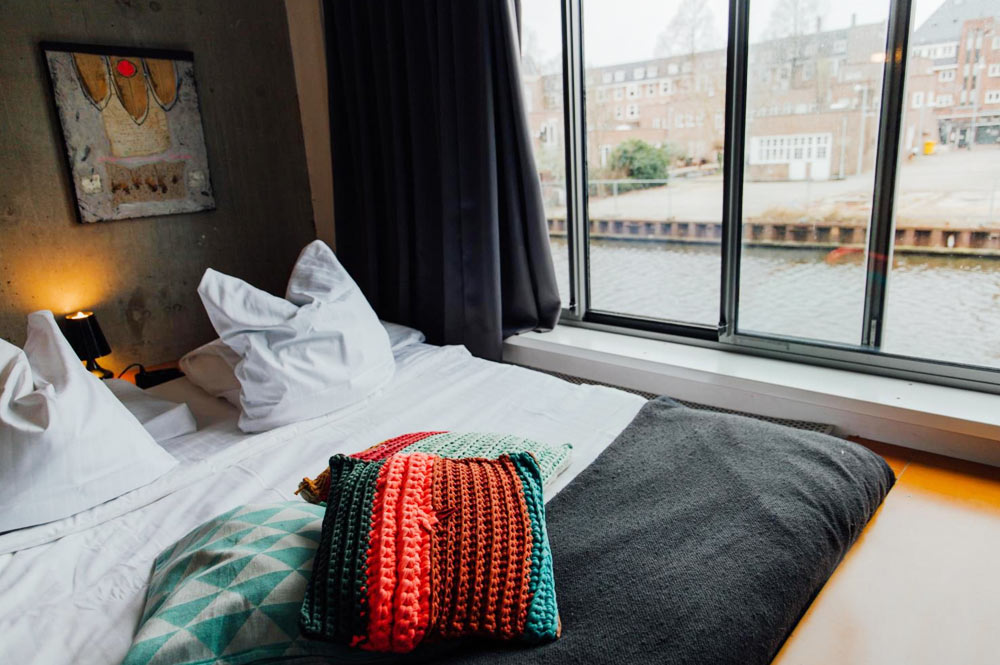 Private Room in a hostel in Amsterdam - Pretty great, right?!