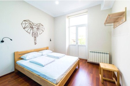 7 Hostels in Baku with Private Rooms