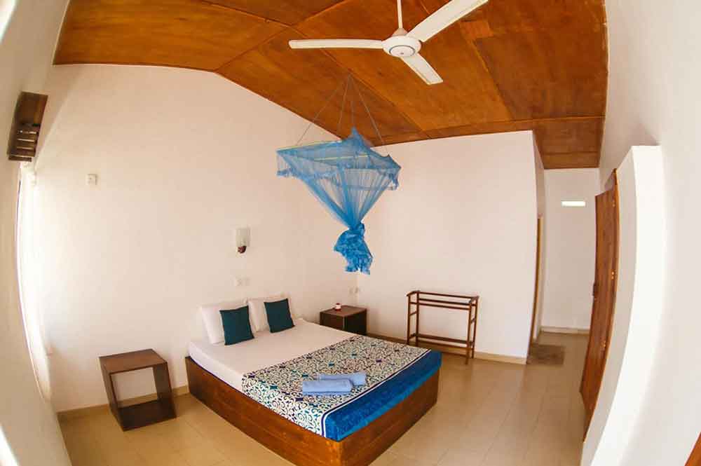 8 Hostels in Mirissa with Private Rooms